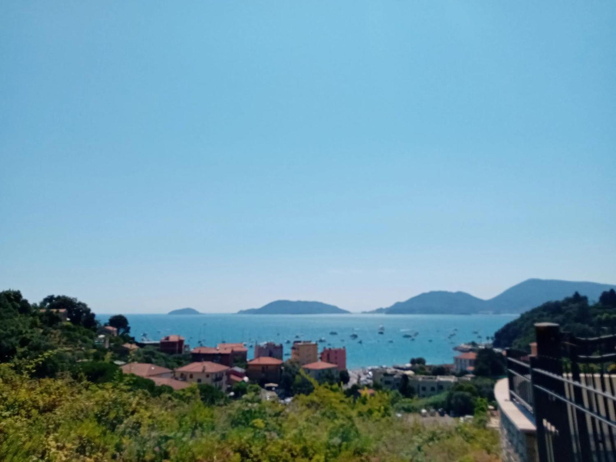 Comfortable Apartment With Sea View In Falcinello Dış mekan fotoğraf