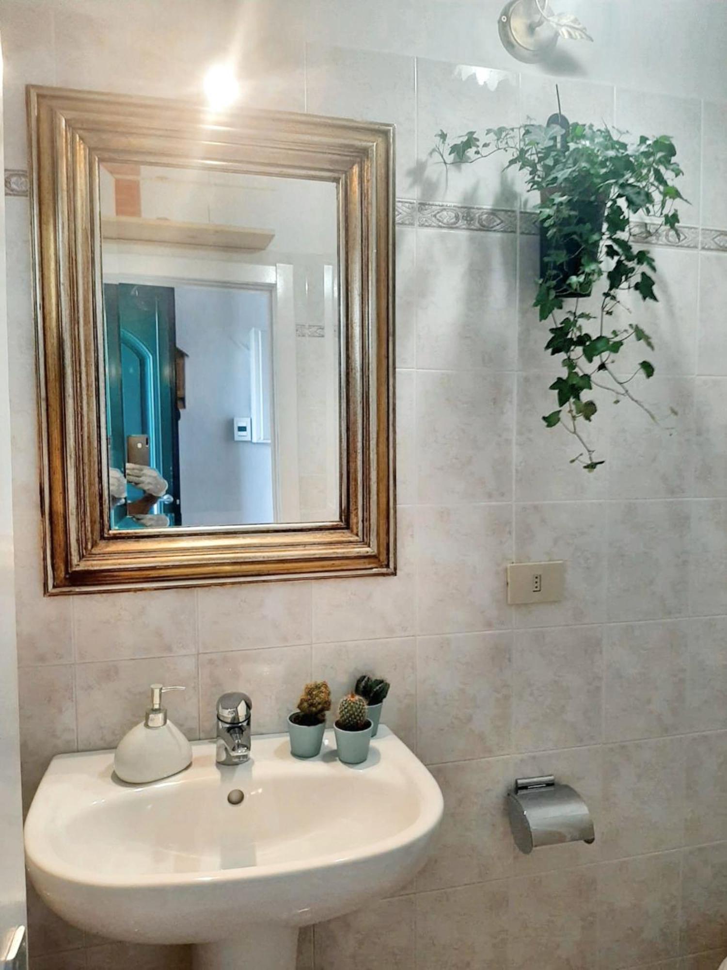 Comfortable Apartment With Sea View In Falcinello Dış mekan fotoğraf